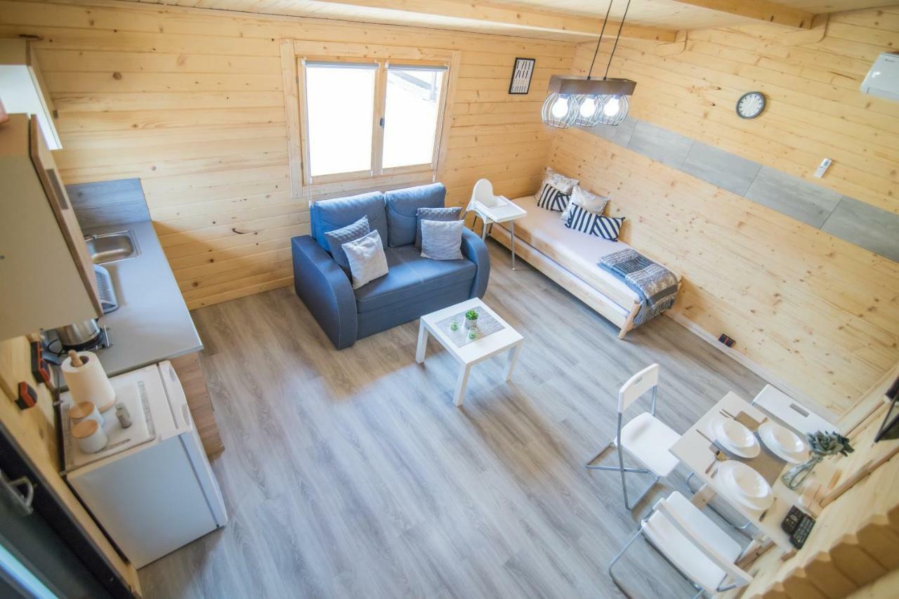 Vila Familycamp Zator Exteriér fotografie